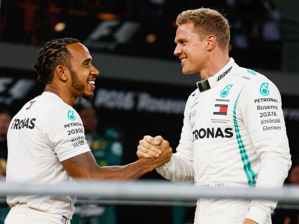 新赛季F1焦点③:汉密尔顿能否重返王者之巅? 新赛季F1焦点③:汉密尔顿能否重返王者之巅?